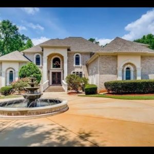 HOMES FOR SALE IN ATLANTA GEORGIA - 6BR/9BA MINI ATLANTA MANSION FOR SALE - LIVING IN ATLANTA 2021