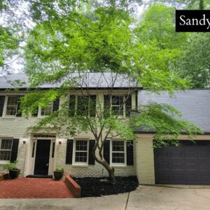 BEAUTIFUL HOME FOR SALE IN SANDY SPRINGS, GEORGIA - 4 Bedrooms - 3 Bathrooms