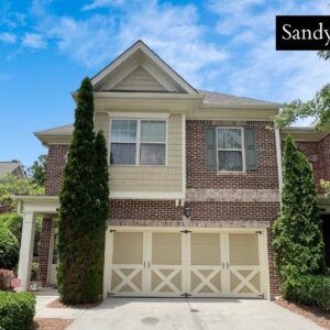 BEAUTIFUL END-UNIT TOWNHOME FOR SALE IN SANDY SPRINGS, GEORGIA - 3 Bedrooms - 2.5 Bathrooms