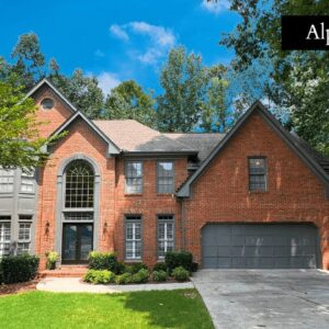 MUST SEE- BEAUTIFUL  HOME FOR SALE IN ALPHARETTA, GA! - 6 Bedrooms - 4 Bathrooms