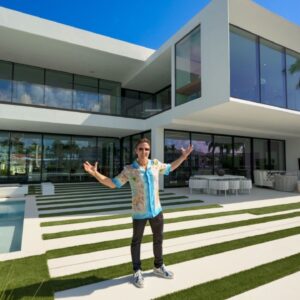 Inside Howard Panes $34,000,000 Florida Mansion & Supercar Collection