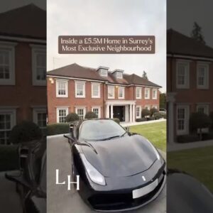 Inside a Footballer’s Mega Mansion in Surrey!